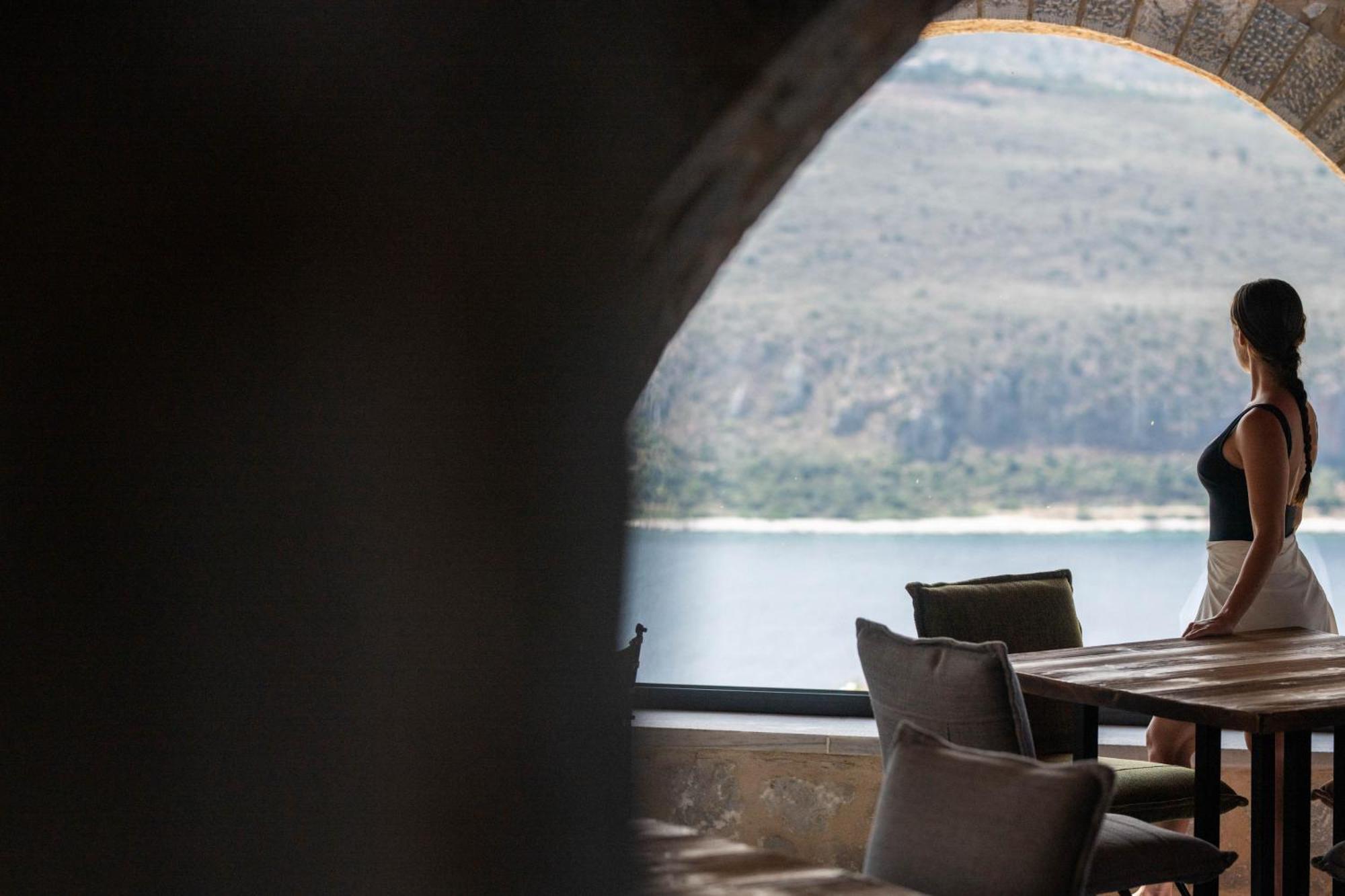 Petra & Fos Boutique Hotel & Spa Oítilon Dış mekan fotoğraf