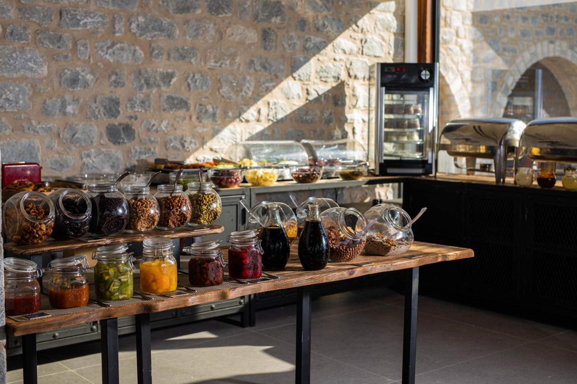 Petra & Fos Boutique Hotel & Spa Oítilon Dış mekan fotoğraf